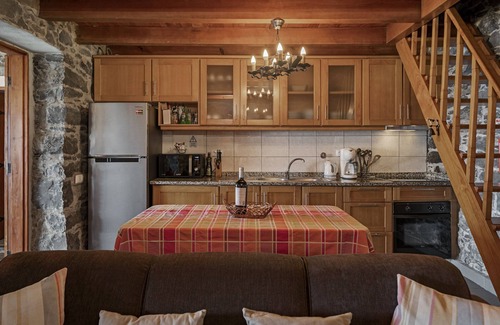 Calheta Chalet De Esquí | Refúgio da Serra - By Wehost