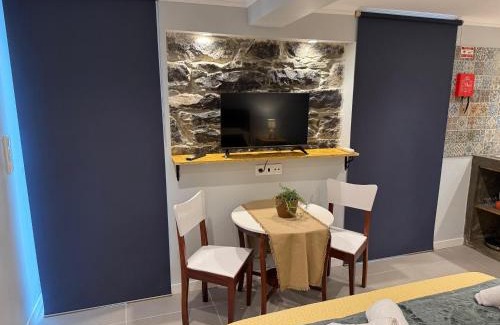 Porto Moniz Casa | Refúgio do Nevoeiro Estudio