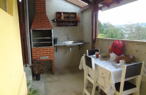 Vila Albertina Casa | Refúgio Familiar do Portal em Campos do Jordão