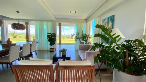 Olivenca Casa | Refúgio Pé na Areia com 4 quartos em Ilhéus - Condomínio Perfeito para Família!