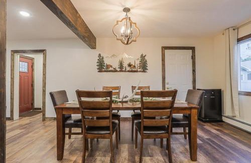 Livingston Casa | Refined 6br Moose & Bear Lodge By Sweetheart Stay