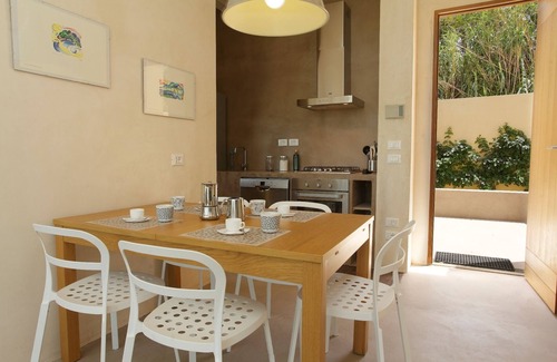 Castelvetrano Villa | Casa con piscina cerca del mar para 4 personas