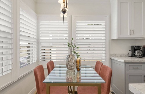 South of Conant Casa | Refreshing Escape| Hot Tub| Games| Beautiful Patio