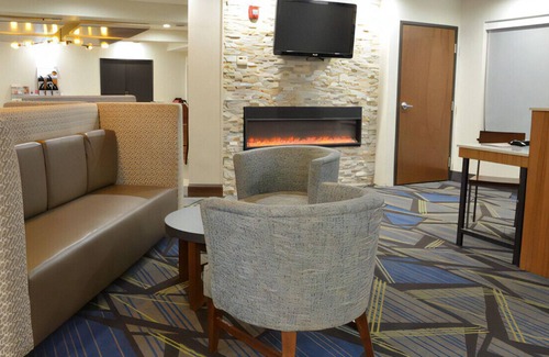 Waterloo Casa | Refreshingly Clean and Comfortable Guest Room