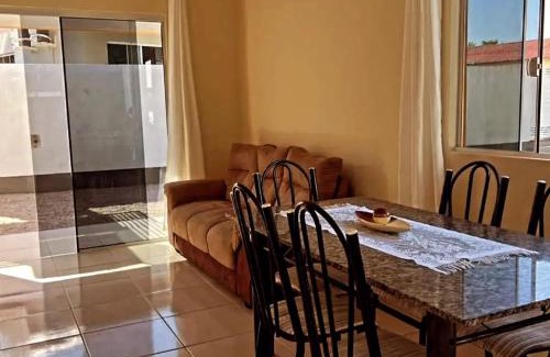 Governador Celso Ramos Casa | Refugio da Camboa - Casa Laranja