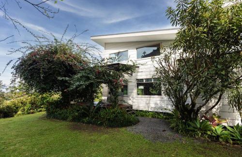 Monteverde Casa | Refugio Monteverde house, privacy & ocean view!