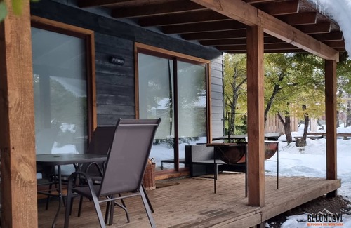Pinto Chalet De Esquí | Refugios de Montaña Reloncaví-Ruka Lee IV - Estación de Esquí Nevados de Chillán