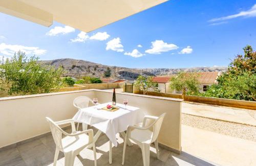 Metajna Apartamento | Reful Top modern facility with large terrace or balcony