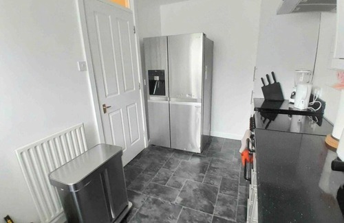 Stonebridge Casa | Refurb’d 3 bed house near Wembley with Hot Tub!