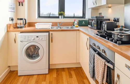 Basingstoke Apartamento | Refurbished 2BR | Festival Place | FREE PARKING