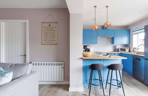 East Wittering Casa | Refurbished 3-Bed Close to East Wittering Beach