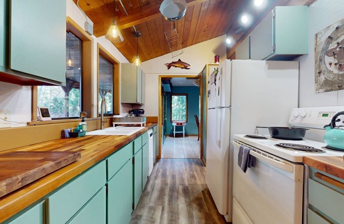Hansville Casa | Refurbished cabin with beautiful views of the Hood Canal