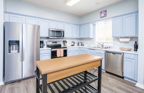 Esprit Villa | ⭐⭐ Refurbished Spacious 4 bed Family Home | Only 10 minutes to Disney! ⭐⭐
