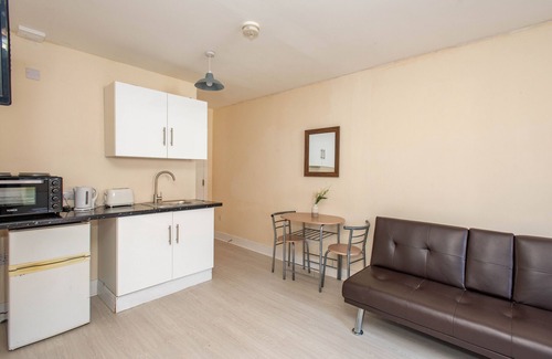 London Borough of Bromley Apartamento | *REFURBISHED* Studio (1) 25 mins to London Bridge