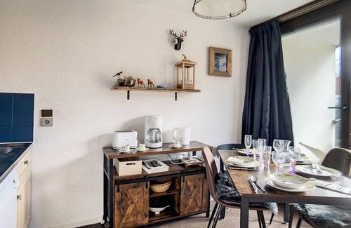 Reberty Apartamento | Estudio Renovado · A Pie de Pistas · Balcón · WiFi Gratis · 4 Personas