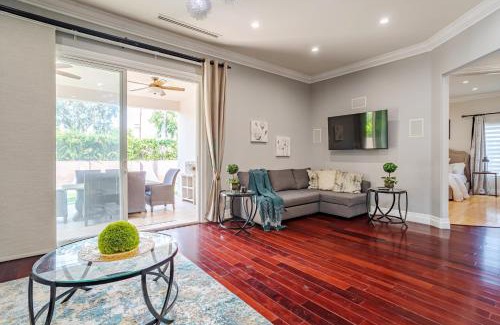Valley Glen Casa | Regal 4 bed with hot tub close to Universal sleeps 15