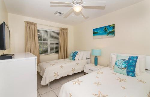 Seven Mile Beach Apartamento | Regal Beach Club