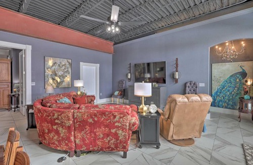 Yankton Apartamento | Regal River Retreat in the Heart of Yankton!