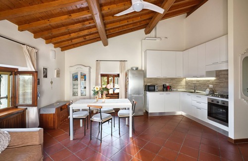 Affi Apartamento | Regarda - Apartment Antico Convento, residence Paerno with pool and tennis