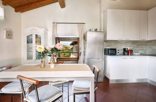 Affi Apartamento | Regarda - Apartment Antico Convento, residence Paerno with pool and tennis