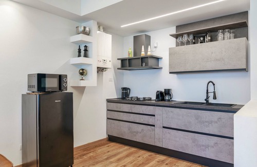 Cisano Apartamento | Regarda - Apartamento Emerald cerca de la playa con piscina