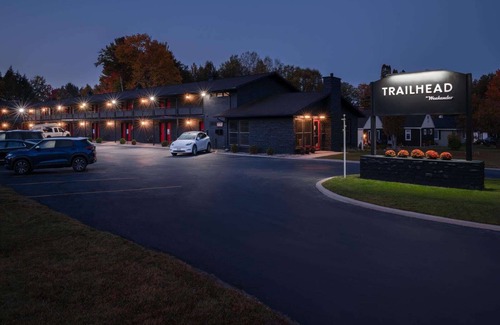 Tupper Lake Condominio | Regardless of the season, there’s something for everyone at Trailhead!