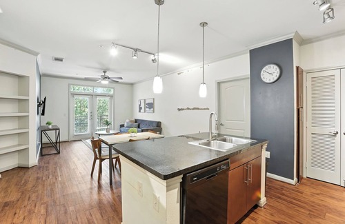 South Main Apartamento | Regards At Med Center 262 I Comfy 2 Bed 2 Bath