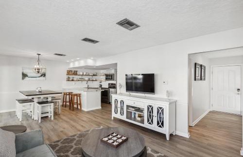 Pensacola Beach Casa | Regency Cabanas D2 - 3B Townhome