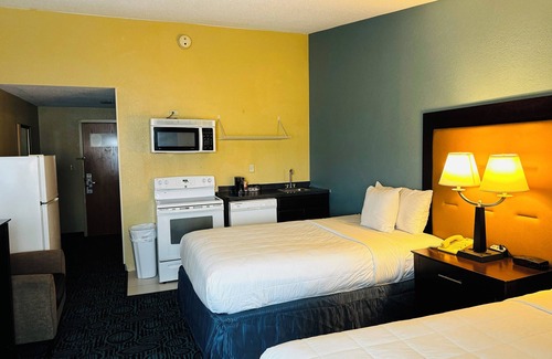 New London Hotel | Regency Inn and Suites - Handicapped Non Smoking Double Bed