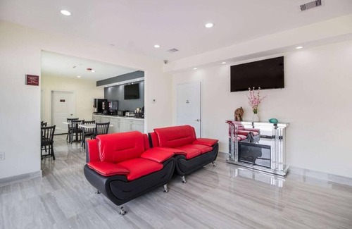 Humble Hotel | REGENCY INN AND SUITES