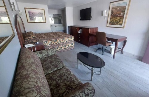 Norco Hotel | Regency Inn Norco