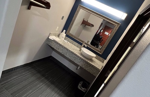 FM 1960 Hotel | Regency INN & Suites