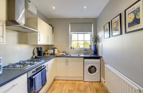 Leamington Spa Apartamento | Regency Nest by Spa Town Property - Stylish 3 Bedroom Apartment on 2 Floors, Central Leamington Spa