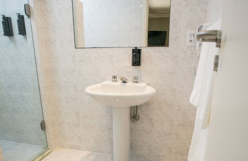 Leme Hotel | Regency Park Hotel
