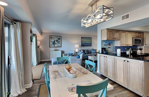 Pensacola Beach Condominio | Regency Towers by SVR II