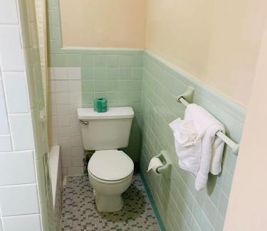 Albany Hotel | Regent Motel