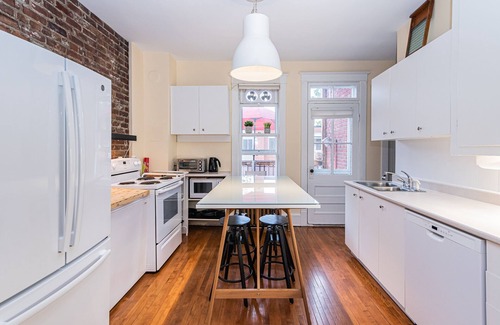 Cote-Des-Neiges—Notre-Dame-De-Grace Apartamento | Encantador apartamento de 1924 - NDG 7 1/2