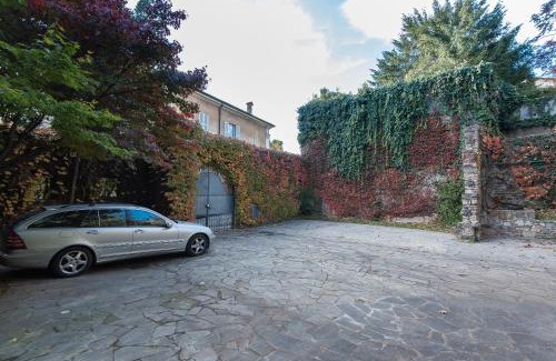 Citta Alta Apartamento | REGO APARTMENTS - Boutique Aparthotel with some off-site apartments in a Charming Historic District close to Upper Town