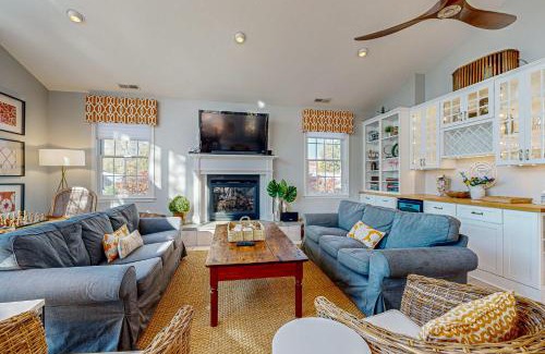 Bay Vista Casa | Rehoboth Beach - 21163 Bayview Rd.