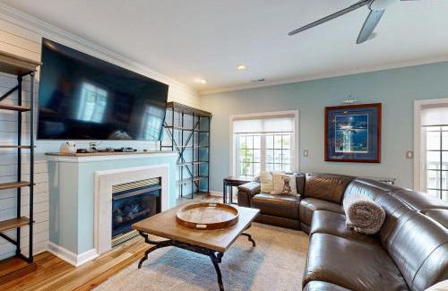Rehoboth Beach Casa | Rehoboth Grand - 37601 Atlantic St