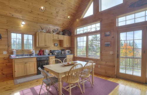 Rangeley Casa | Tranquila, cabaña aislada en el Rangeley Overlook
