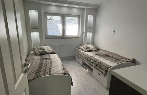Pinneberg Apartamento | Reihenhaus in ruhiger Lage