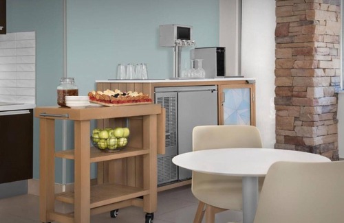 Lone Tree Casa | Reimagine your extended stay at our Lone Tree, Colorado hot