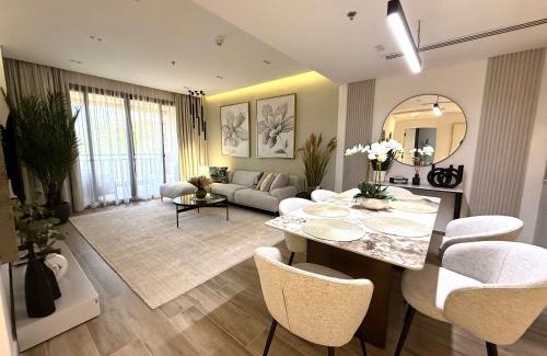 Palm Jumeirah Apartamento | Reimagined 3BR Apartment in 5-star Resort