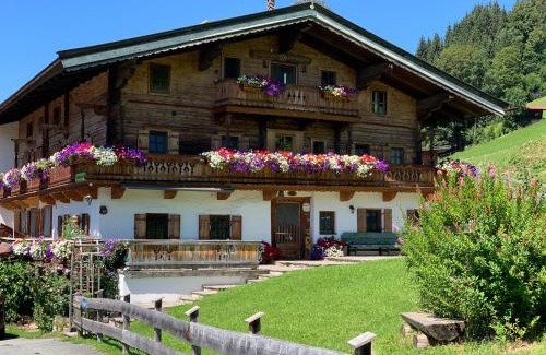 Kitzbuehel Apartamento | Reitstall Henntalhof