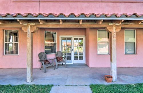 Eleven Mile Corner Apartamento | Rejuvenating Retreat with Ideal Eloy Location!