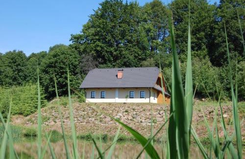 Bystrice nad Pernstejnem Cabina | Rekreační chata Karasín