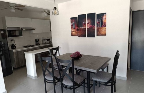 Área del bulevar Barra Vieja Apartamento | Relájate en Barra Vieja, a 5minutos del mar