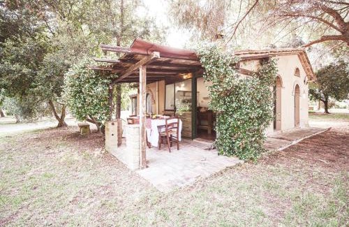 Cecina Apartamento | Relais Casale Il Poggetto - I PINI by Zoom In Earth