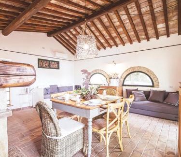 Cecina Apartamento | Relais Casale Il Poggetto - I PINI by Zoom In Earth